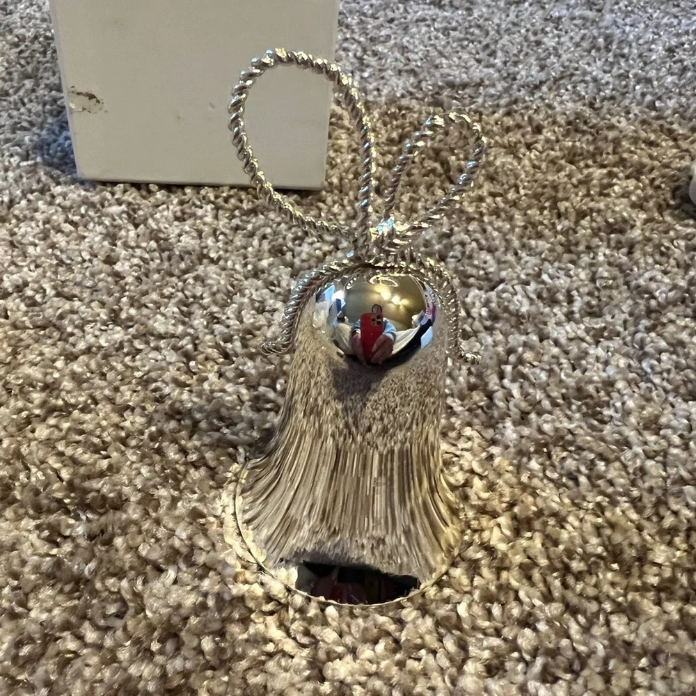 Vera Wang Love Knots Silver Bell - Set of 2